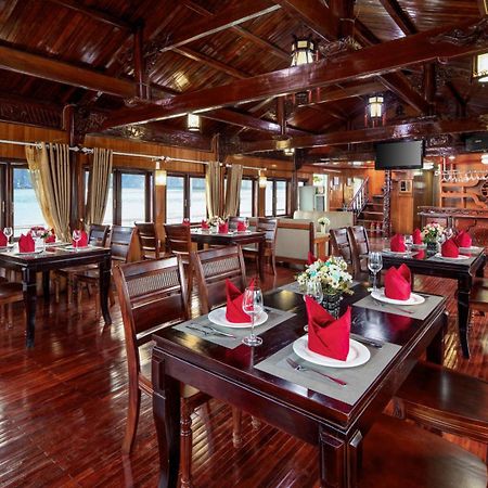 Cozy Bay Classic Cruise Hạ Long-öböl Kültér fotó