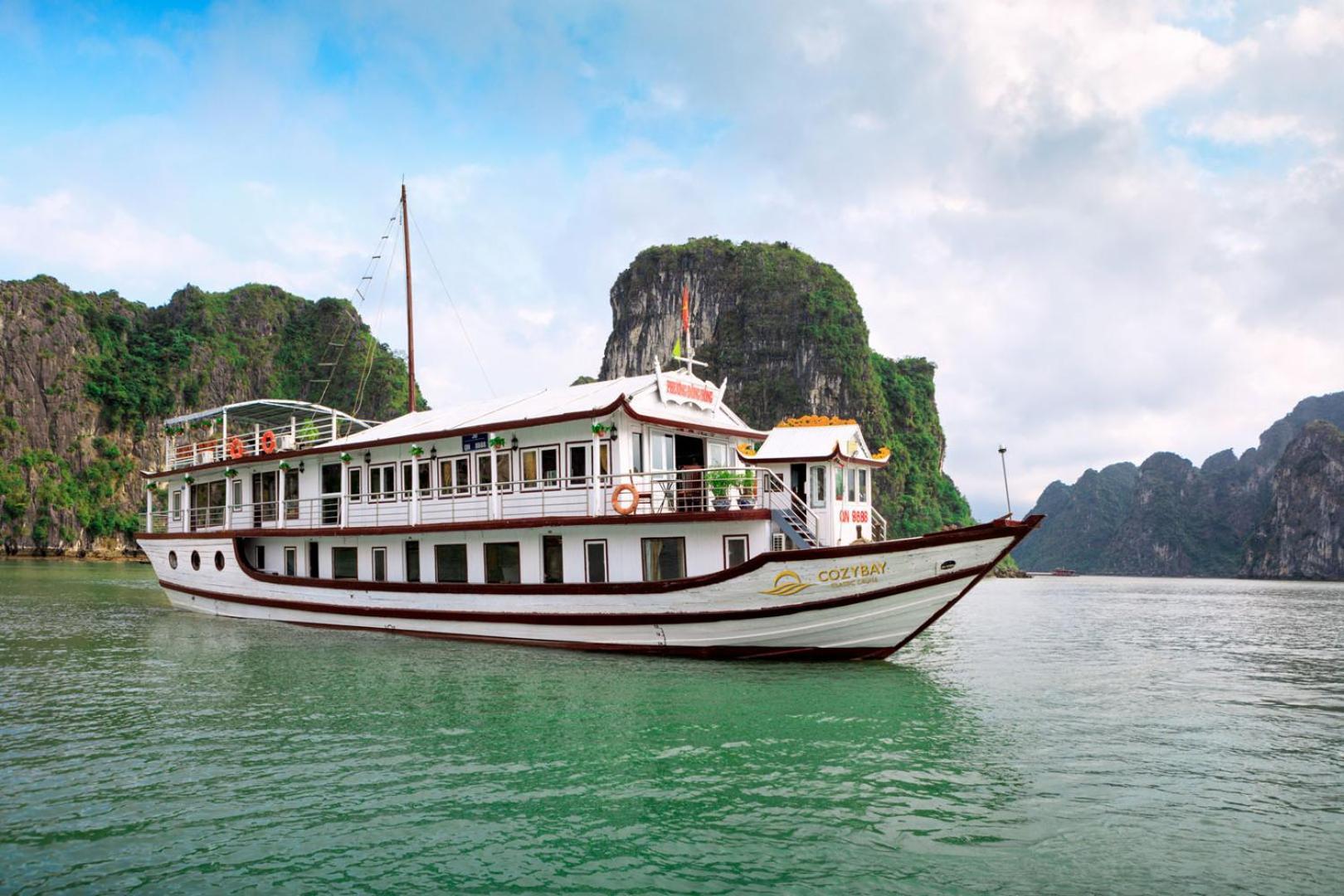 Cozy Bay Classic Cruise Hạ Long-öböl Kültér fotó