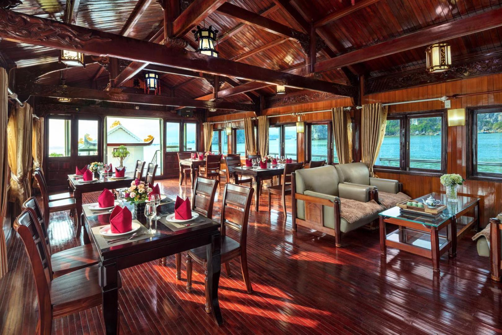 Cozy Bay Classic Cruise Hạ Long-öböl Kültér fotó